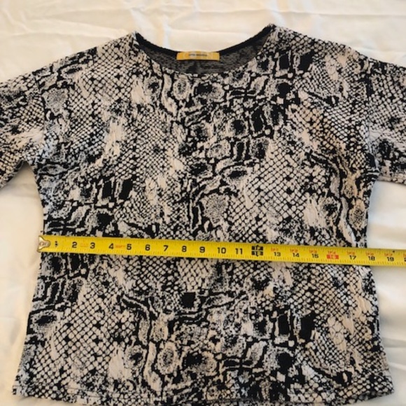 Cotton Innovation Top mid length sleeve with cuff Large - Picture 11 of 14
